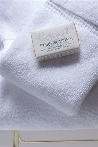 The Griswold Inn Essex Экстерьер фото
